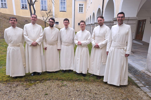 Werkwoche für Novizen und Junioren im Stift Schlägl